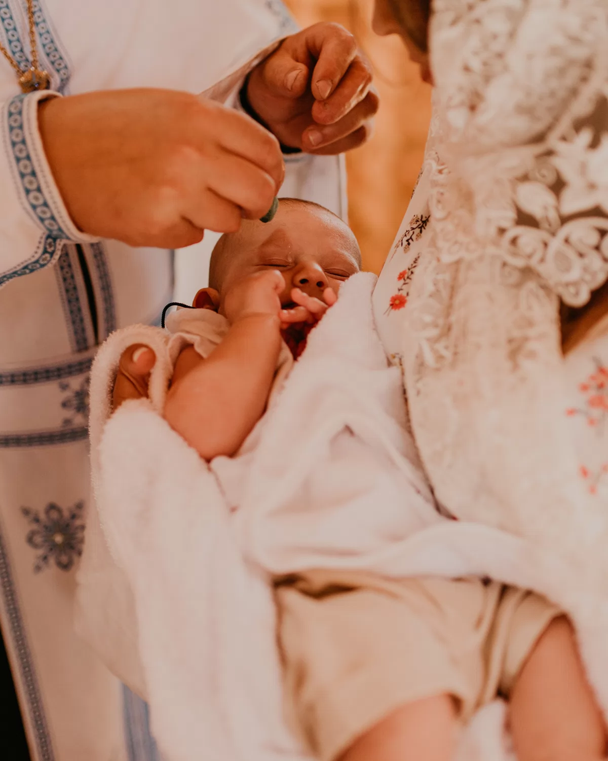 Fotos del bebé con su familia 6